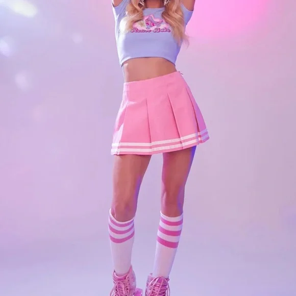 Dolls Kill Sugar Thrillz Shakin' It Pleated Skirt - Picture 3 of 6